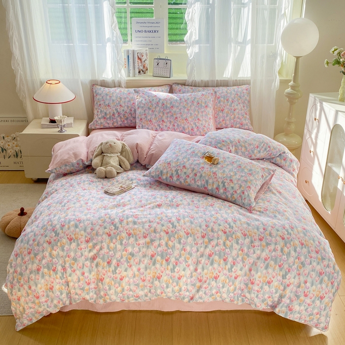 91家纺网 家纺一手货源 找家纺 红日子纺织品 2026新款云感皱皱纱四件套 浓情郁金香