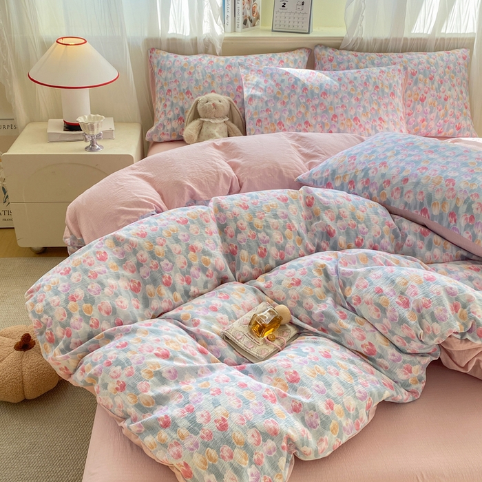 91家纺网 家纺一手货源 找家纺 红日子纺织品 2026新款云感皱皱纱四件套 浓情郁金香