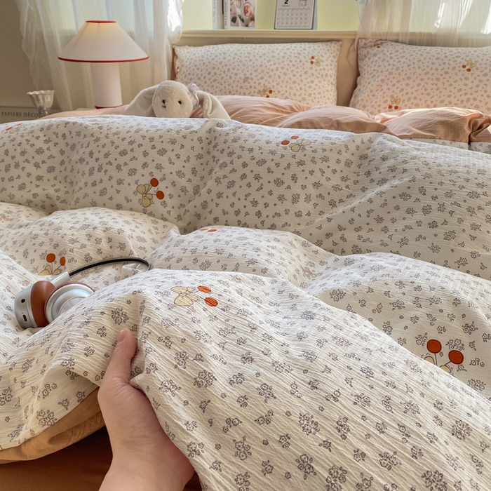 91家纺网 家纺一手货源 找家纺 红日子纺织品 2026新款云感皱皱纱四件套 秘密花园