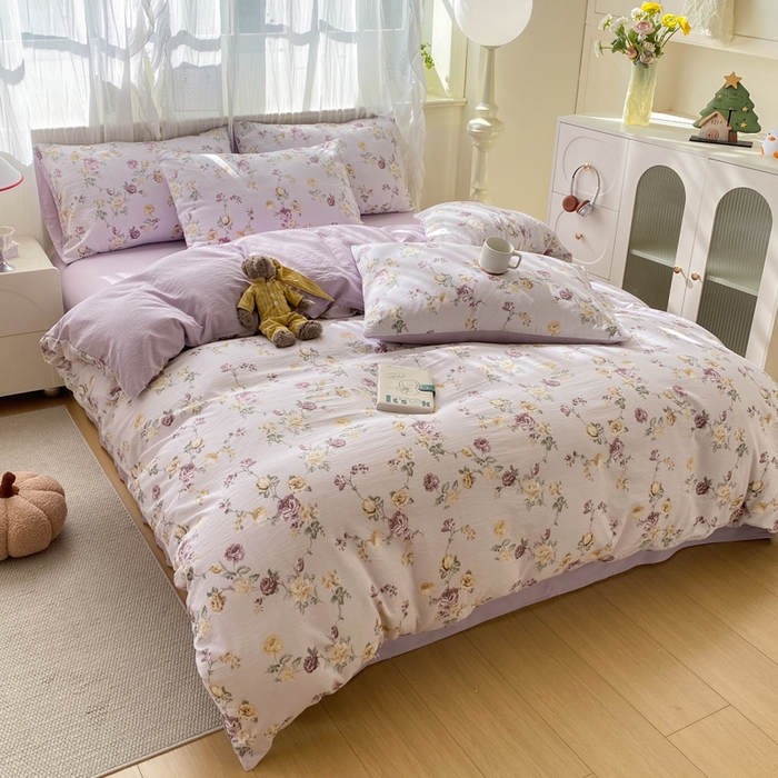 91家纺网 家纺一手货源 找家纺 红日子纺织品 2026新款云感皱皱纱四件套 悠悠小院