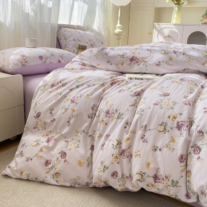 91家纺网 家纺一手货源 找家纺 红日子纺织品 2026新款云感皱皱纱四件套 悠悠小院