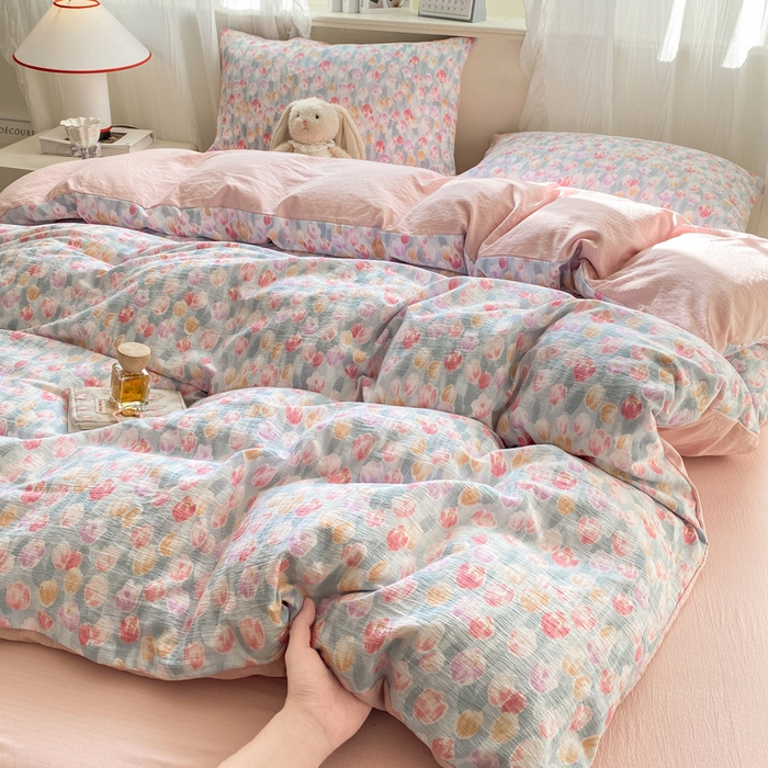 91家纺网 家纺一手货源 找家纺 红日子纺织品 2026新款云感皱皱纱四件套 浓情郁金香