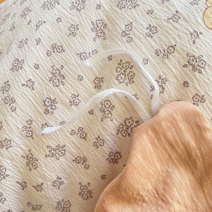 91家纺网 家纺一手货源 找家纺 红日子纺织品 2026新款云感皱皱纱四件套 秘密花园