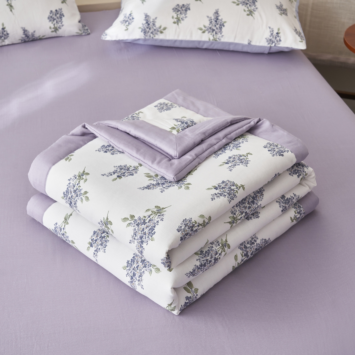 91家纺网 家纺一手货源 找家纺 晨曦家纺 2026新款全棉双层纱夏被四件套复古纯棉中国风夏凉被 蓝花序