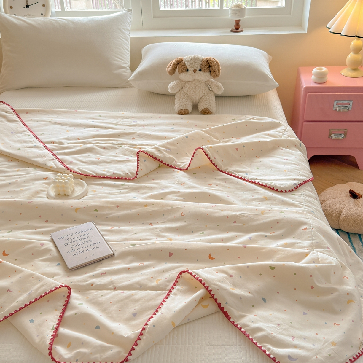 91家纺网 家纺一手货源 找家纺 雅萱家纺 2026新款印花双面全棉棉花夏被 彩糖星月