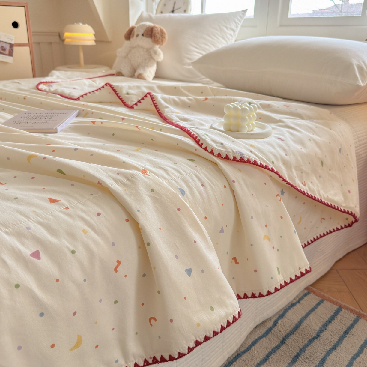 91家纺网 家纺一手货源 找家纺 雅萱家纺 2026新款印花双面全棉棉花夏被 彩糖星月