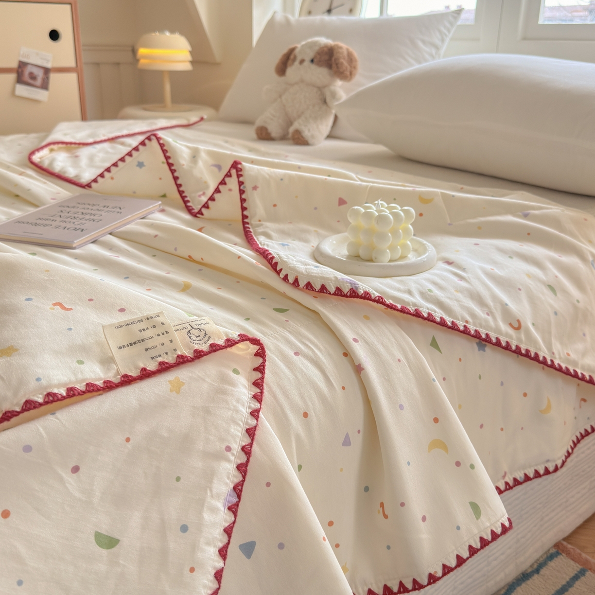 91家纺网 家纺一手货源 找家纺 雅萱家纺 2026新款印花双面全棉棉花夏被 彩糖星月