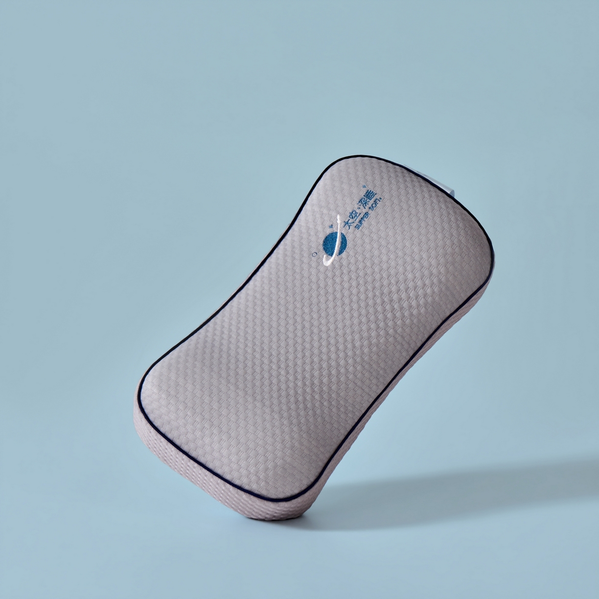 91家纺网 家纺一手货源 找家纺 永旺家纺 2026新款太空凉感记忆枕枕头枕芯 太空午休枕-灰