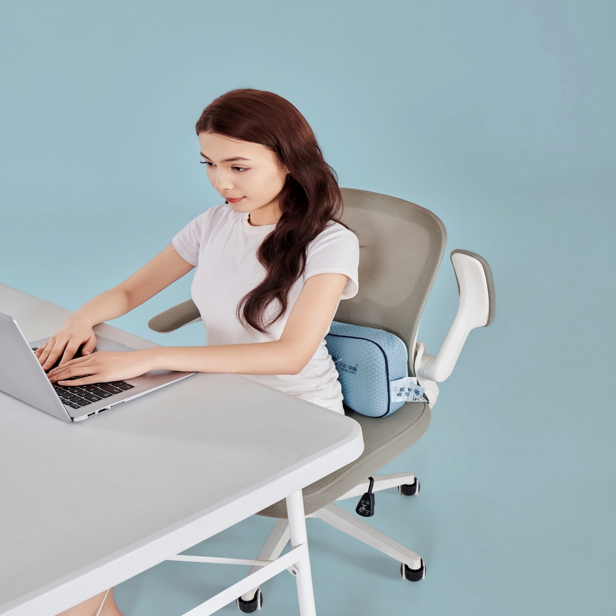 91家纺网 家纺一手货源 找家纺 永旺家纺 2026新款太空凉感记忆枕枕头枕芯 太空午休枕-蓝