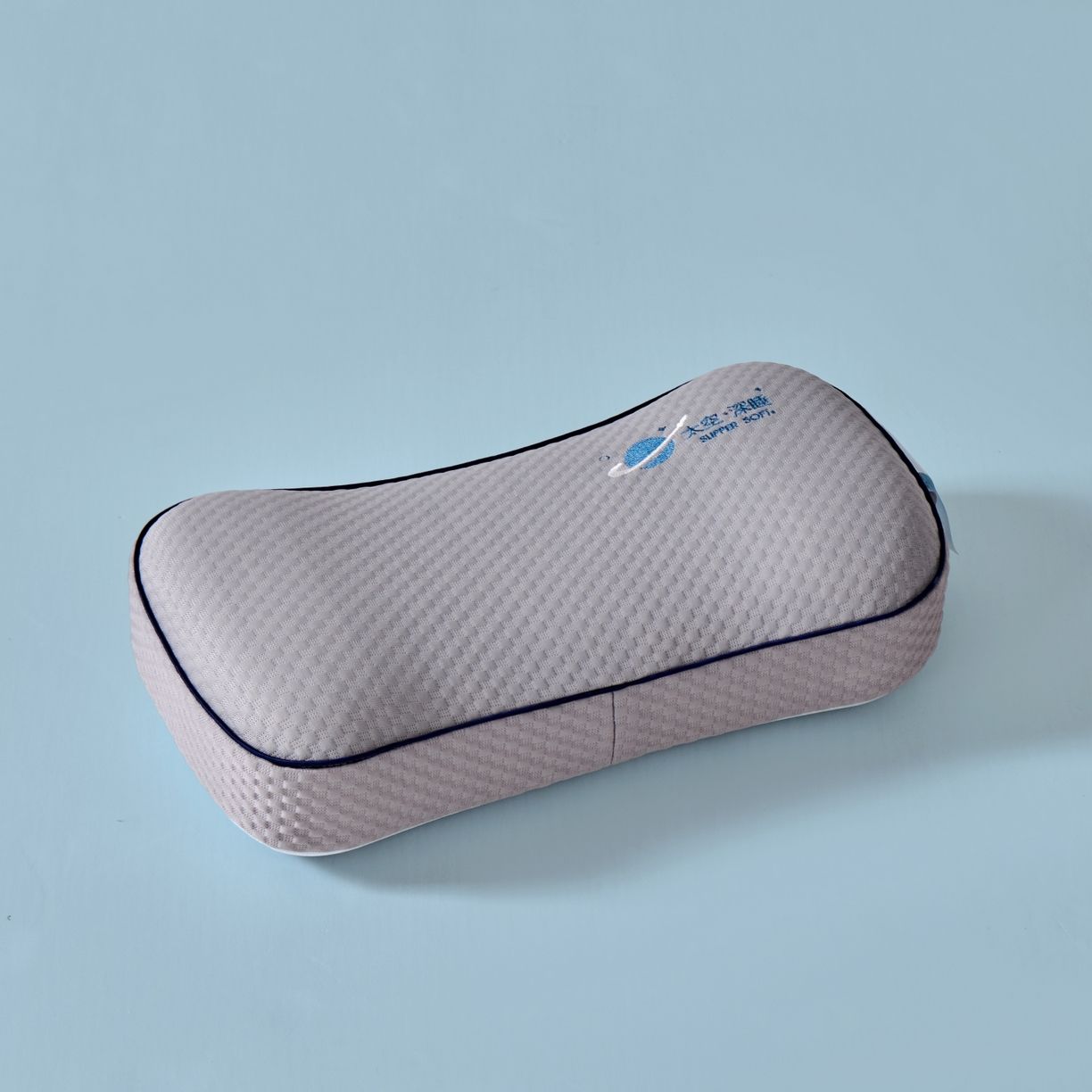 91家纺网 家纺一手货源 找家纺 永旺家纺 2026新款太空凉感记忆枕枕头枕芯 太空午休枕-灰