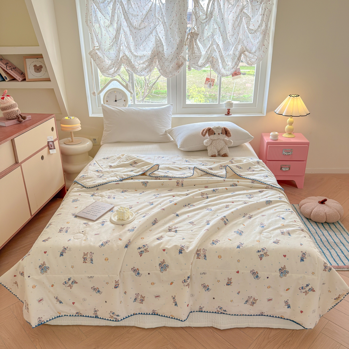 91家纺网 家纺一手货源 找家纺 雅萱家纺 2026新款印花双面全棉棉花夏被 胡萝卜免的派对