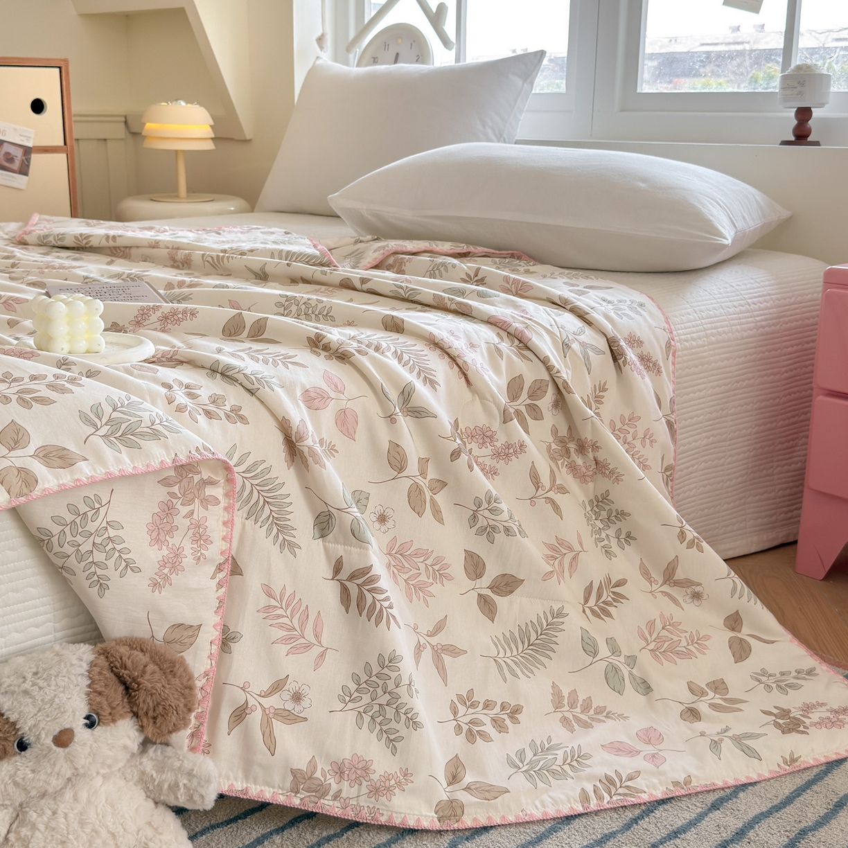 91家纺网 家纺一手货源 找家纺 雅萱家纺 2026新款印花双面全棉棉花夏被 莫兰迪叶语