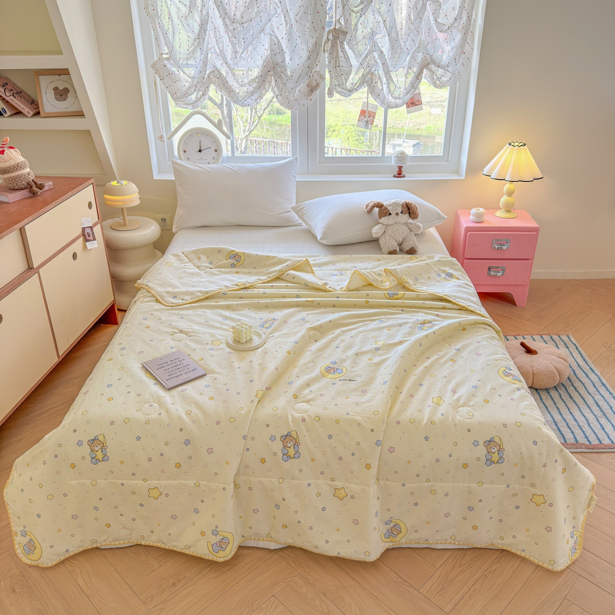 91家纺网 家纺一手货源 找家纺 雅萱家纺 2026新款印花双面全棉棉花夏被 摘星小熊