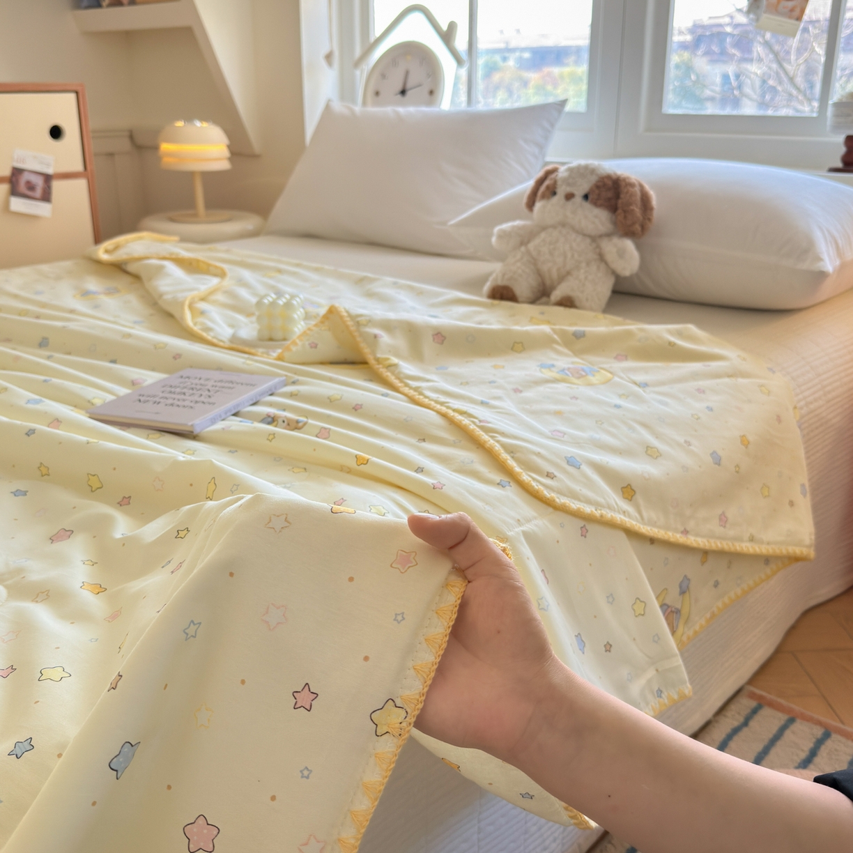 91家纺网 家纺一手货源 找家纺 雅萱家纺 2026新款印花双面全棉棉花夏被 摘星小熊