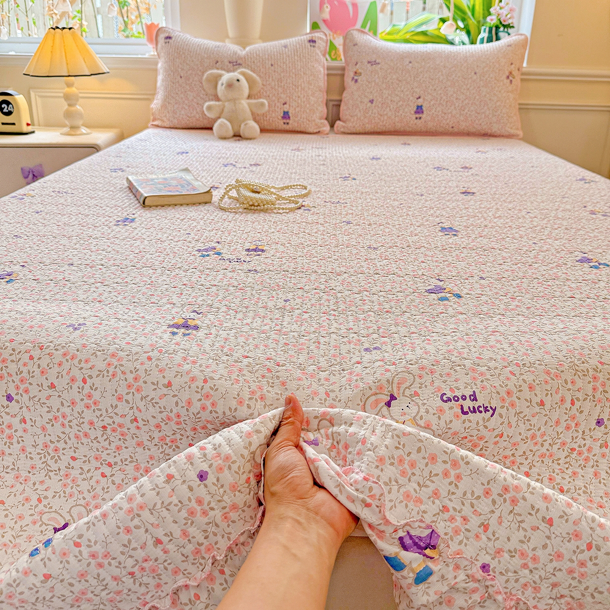 91家纺网 家纺一手货源 找家纺 恒尚居 2026新款云感皱皱纱床盖花边床单双层纱床盖三件套-四季款 花边款-欢乐兔