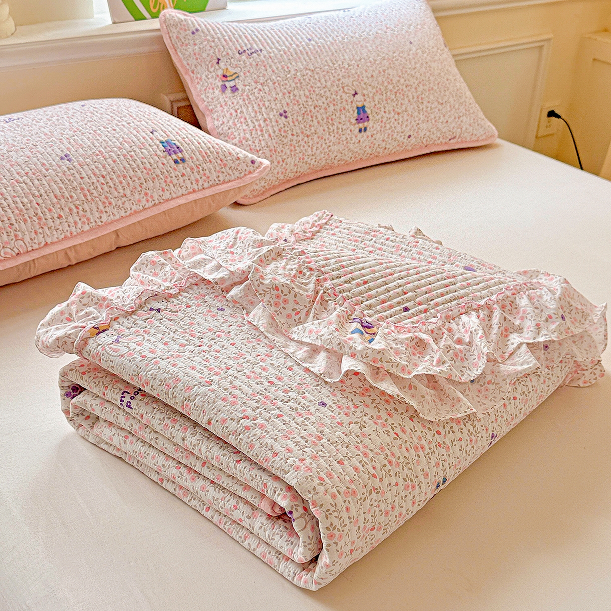 91家纺网 家纺一手货源 找家纺 恒尚居 2026新款云感皱皱纱床盖花边床单双层纱床盖三件套-四季款 花边款-欢乐兔