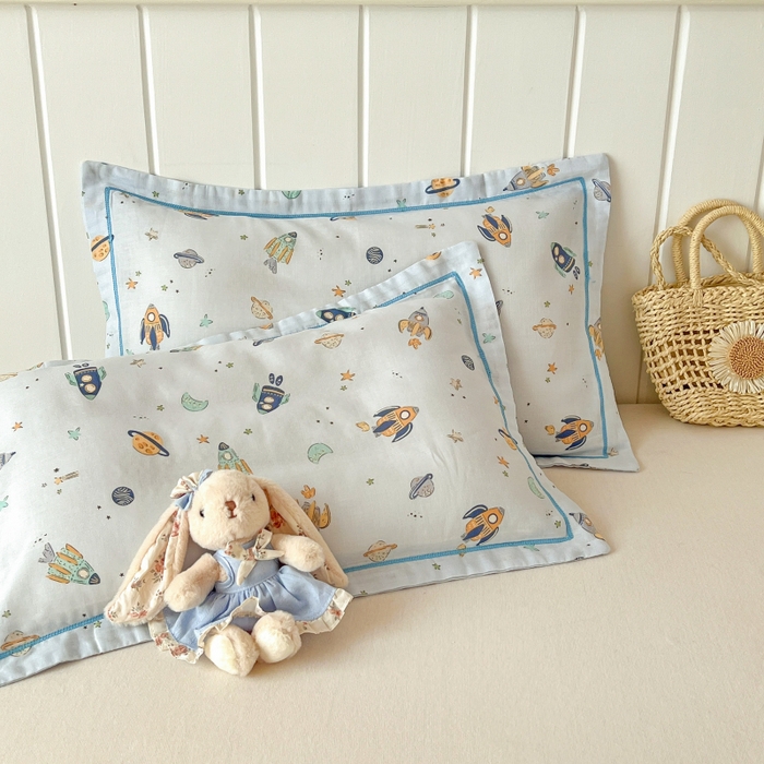 91家纺网 家纺一手货源 找家纺 （总）百寐 2026新款母婴A类双层棉纱枕套婴幼儿卡通宝宝枕套子母信封枕套