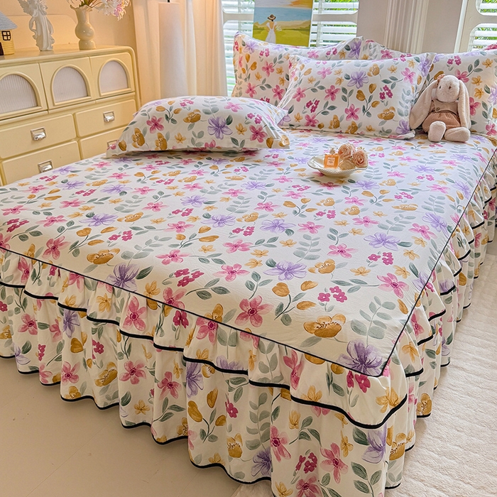 91家纺网 家纺一手货源 找家纺 优家居 2026新款A类水洗棉床裙单件三件套皱皱纱韩版公主风花边床罩直播爆款外贸定制 繁花似锦