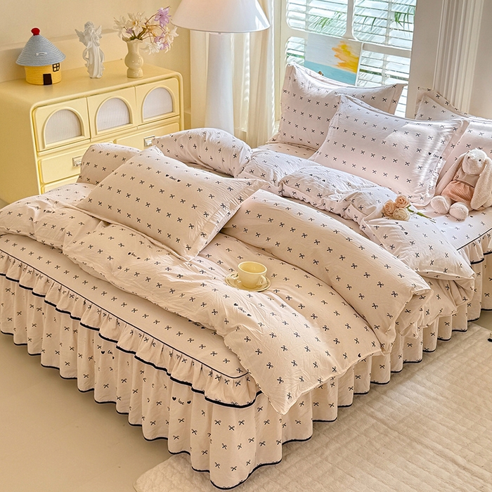 91家纺网 家纺一手货源 找家纺 优家居 2026新款A类水洗棉床裙单件三件套皱皱纱韩版公主风花边床罩直播爆款外贸定制 爱心蝴蝶结