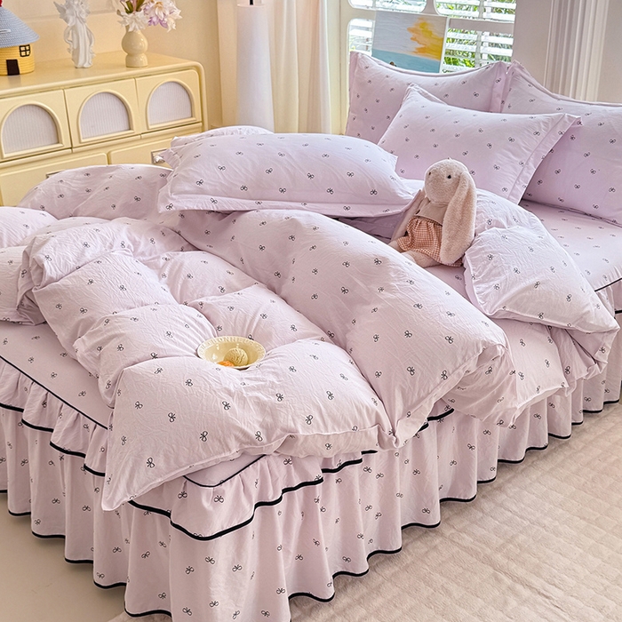 91家纺网 家纺一手货源 找家纺 优家居 2026新款A类水洗棉床裙单件三件套皱皱纱韩版公主风花边床罩直播爆款外贸定制 粉雾结语