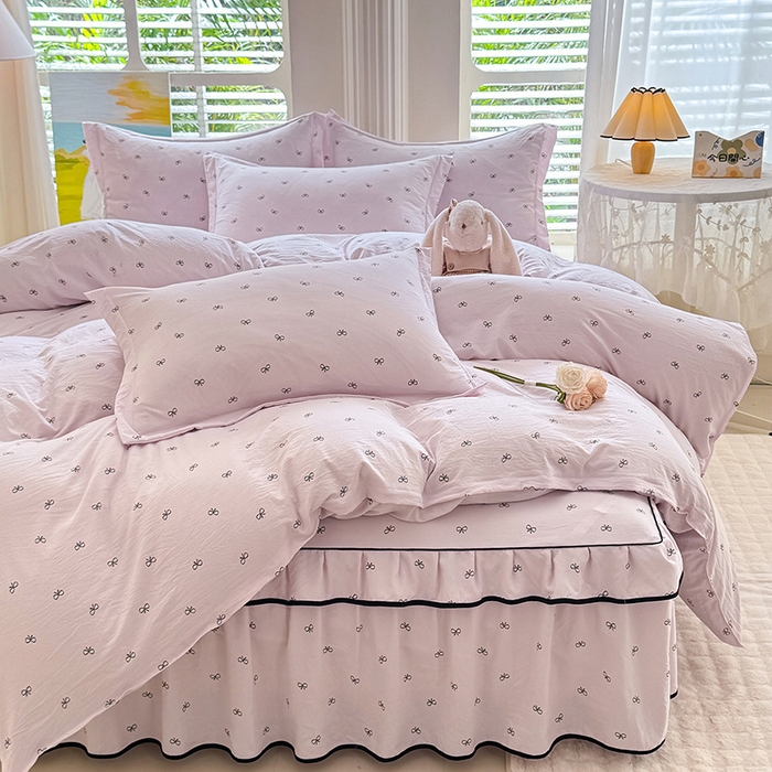 91家纺网 家纺一手货源 找家纺 优家居 2026新款A类水洗棉床裙单件三件套皱皱纱韩版公主风花边床罩直播爆款外贸定制 粉雾结语