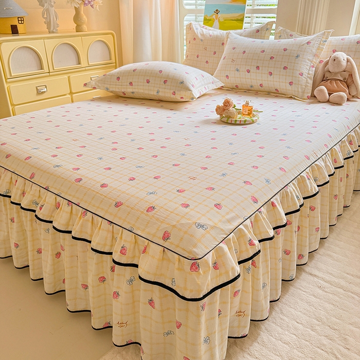 91家纺网 家纺一手货源 找家纺 优家居 2026新款A类水洗棉床裙单件三件套皱皱纱韩版公主风花边床罩直播爆款外贸定制 莓好时光