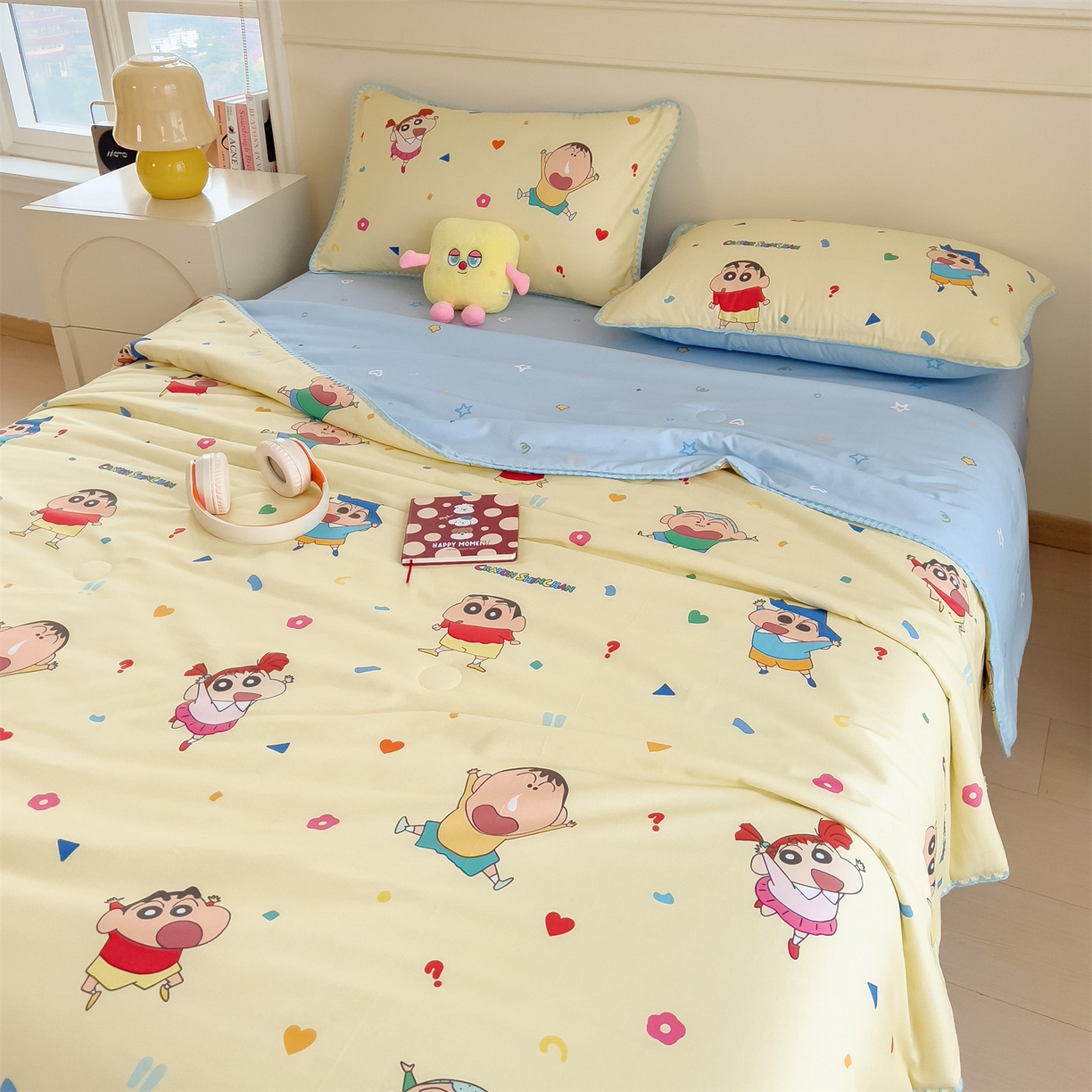 91家纺网 家纺一手货源 找家纺 兄弟坊 2026新款正版授权卡通全棉13370印花夏被夏凉被儿童被 夏被四件套 蜡笔小伙伴