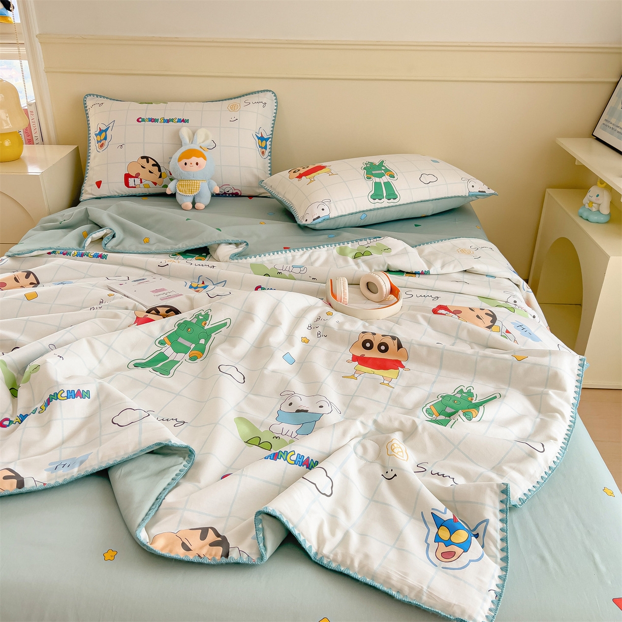 91家纺网 家纺一手货源 找家纺 兄弟坊 2026新款正版授权卡通全棉13370印花夏被夏凉被儿童被 夏被四件套 云朵蜡笔小新