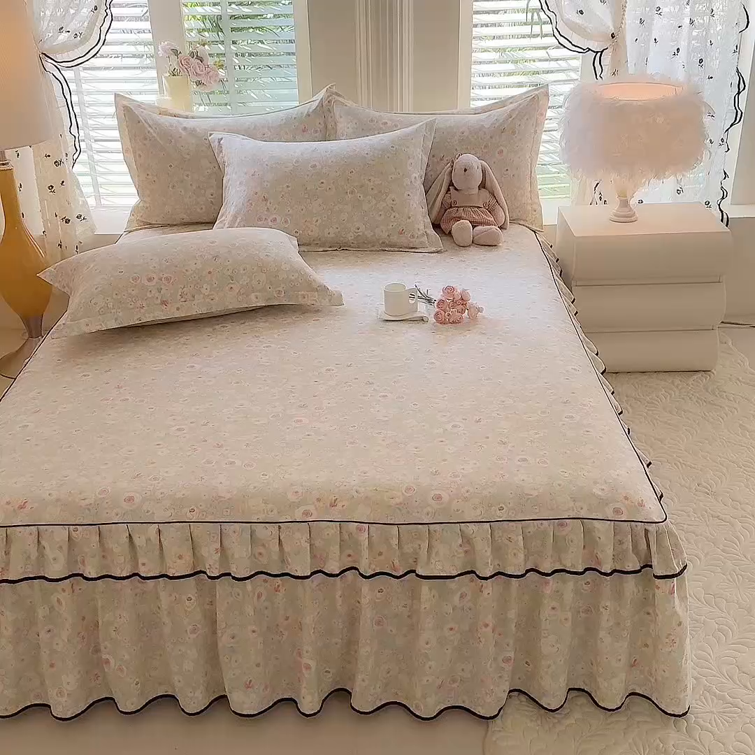91家纺网 家纺一手货源 找家纺 优家居 2026新款A类水洗棉床裙单件三件套皱皱纱韩版公主风花边床罩直播爆款外贸定制 海棠花颂