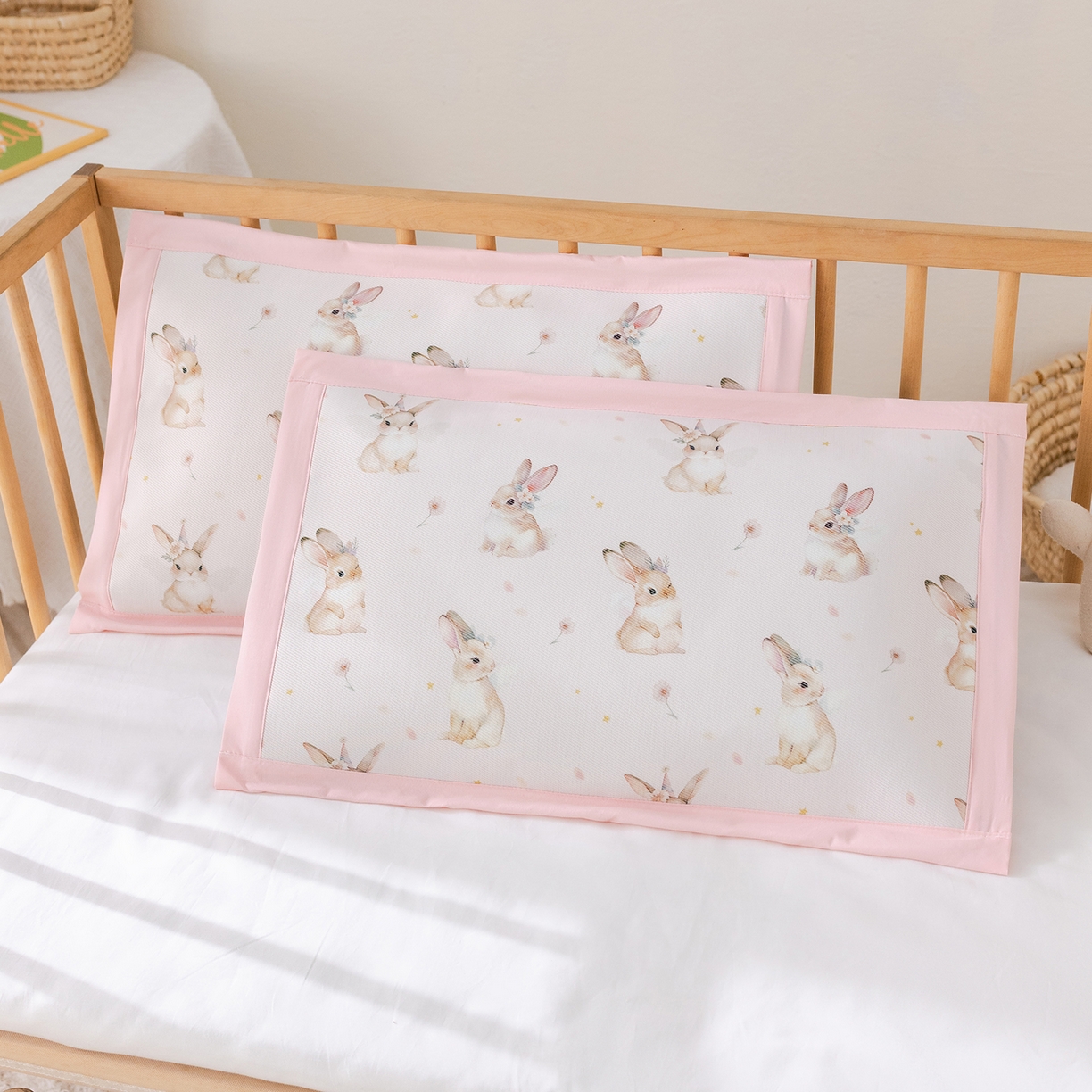 91家纺网 家纺一手货源 找家纺 荷马之梦 2026新款A类母婴原创卡通冰丝儿童枕套 天使小兔