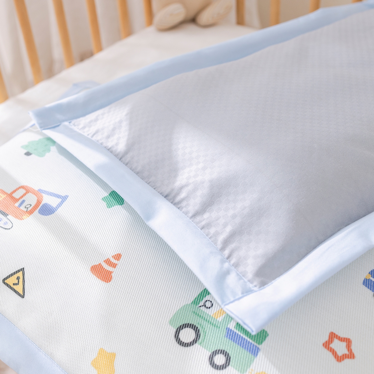 91家纺网 家纺一手货源 找家纺 荷马之梦 2026新款A类母婴原创卡通冰丝儿童枕套 滴滴汽车