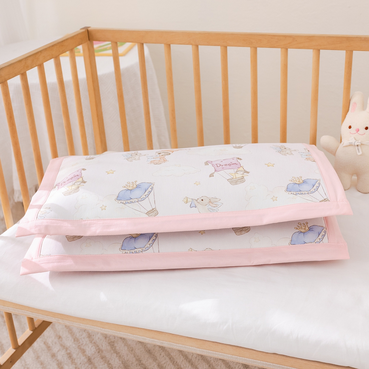 91家纺网 家纺一手货源 找家纺 荷马之梦 2026新款A类母婴原创卡通冰丝儿童枕套 甜屿绮梦