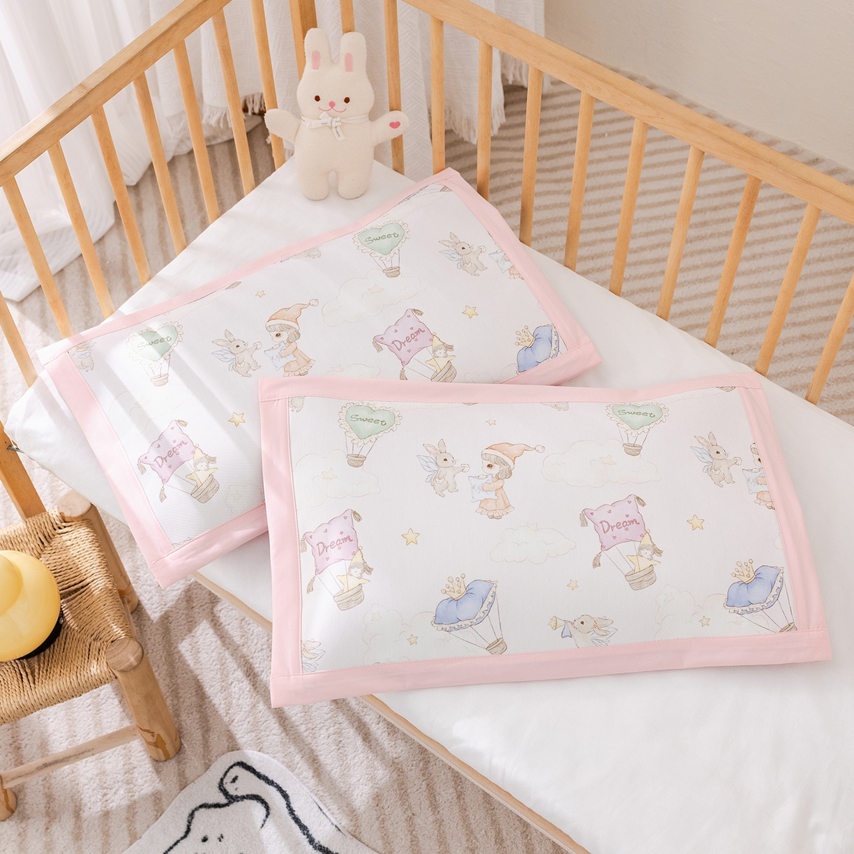 91家纺网 家纺一手货源 找家纺 荷马之梦 2026新款A类母婴原创卡通冰丝儿童枕套 甜屿绮梦