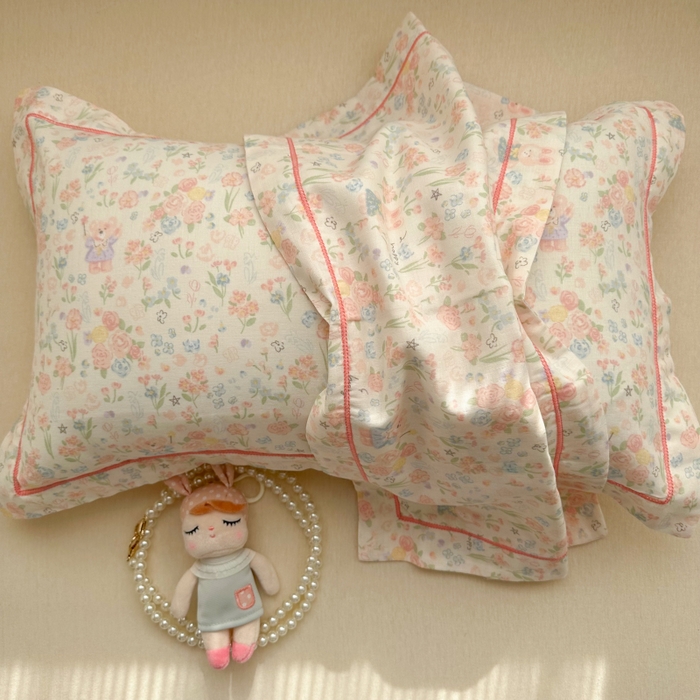 91家纺网 家纺一手货源 找家纺 百寐 2026新款母婴A类双层棉纱枕套婴幼儿卡通宝宝枕套子母信封枕套 花花小兔