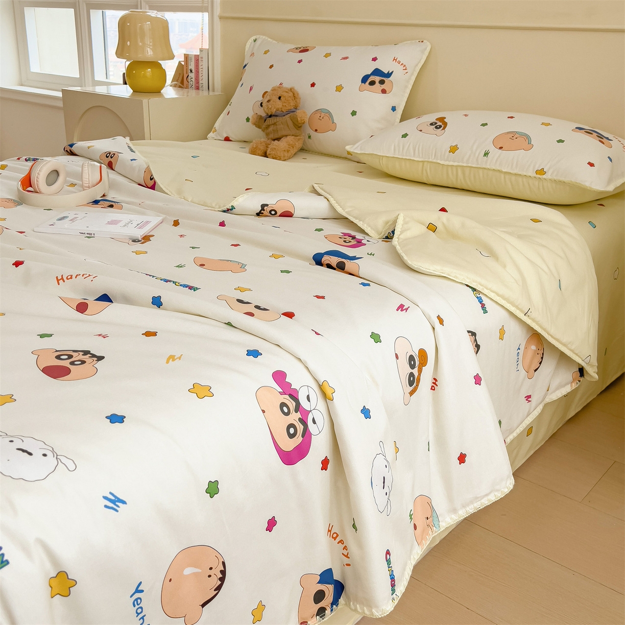 91家纺网 家纺一手货源 找家纺 兄弟坊 2026新款正版授权卡通全棉13370印花夏被夏凉被儿童被 夏被四件套 春日部小新