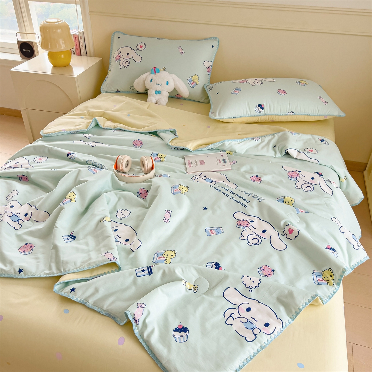 91家纺网 家纺一手货源 找家纺 兄弟坊 2026新款正版授权卡通全棉13370印花夏被夏凉被儿童被 夏被四件套 牛奶玉桂狗