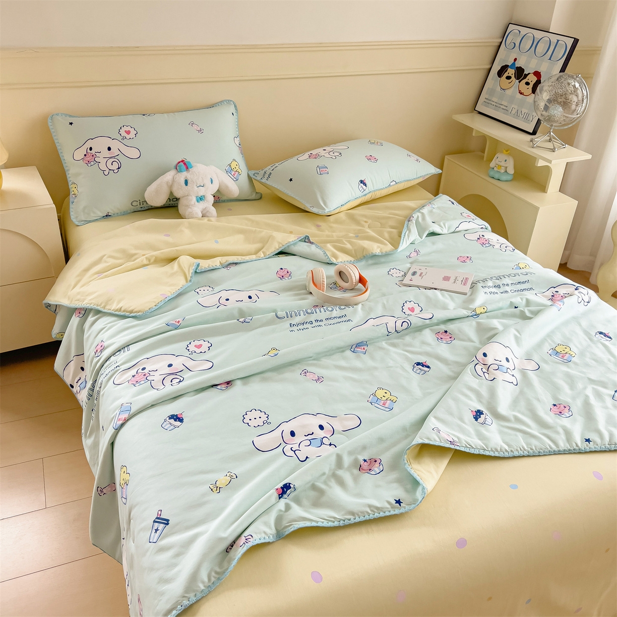 91家纺网 家纺一手货源 找家纺 兄弟坊 2026新款正版授权卡通全棉13370印花夏被夏凉被儿童被 夏被四件套 牛奶玉桂狗