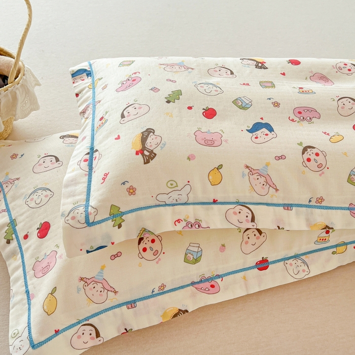 91家纺网 家纺一手货源 找家纺 百寐 2026新款母婴A类双层棉纱枕套婴幼儿卡通宝宝枕套子母信封枕套 可爱小新