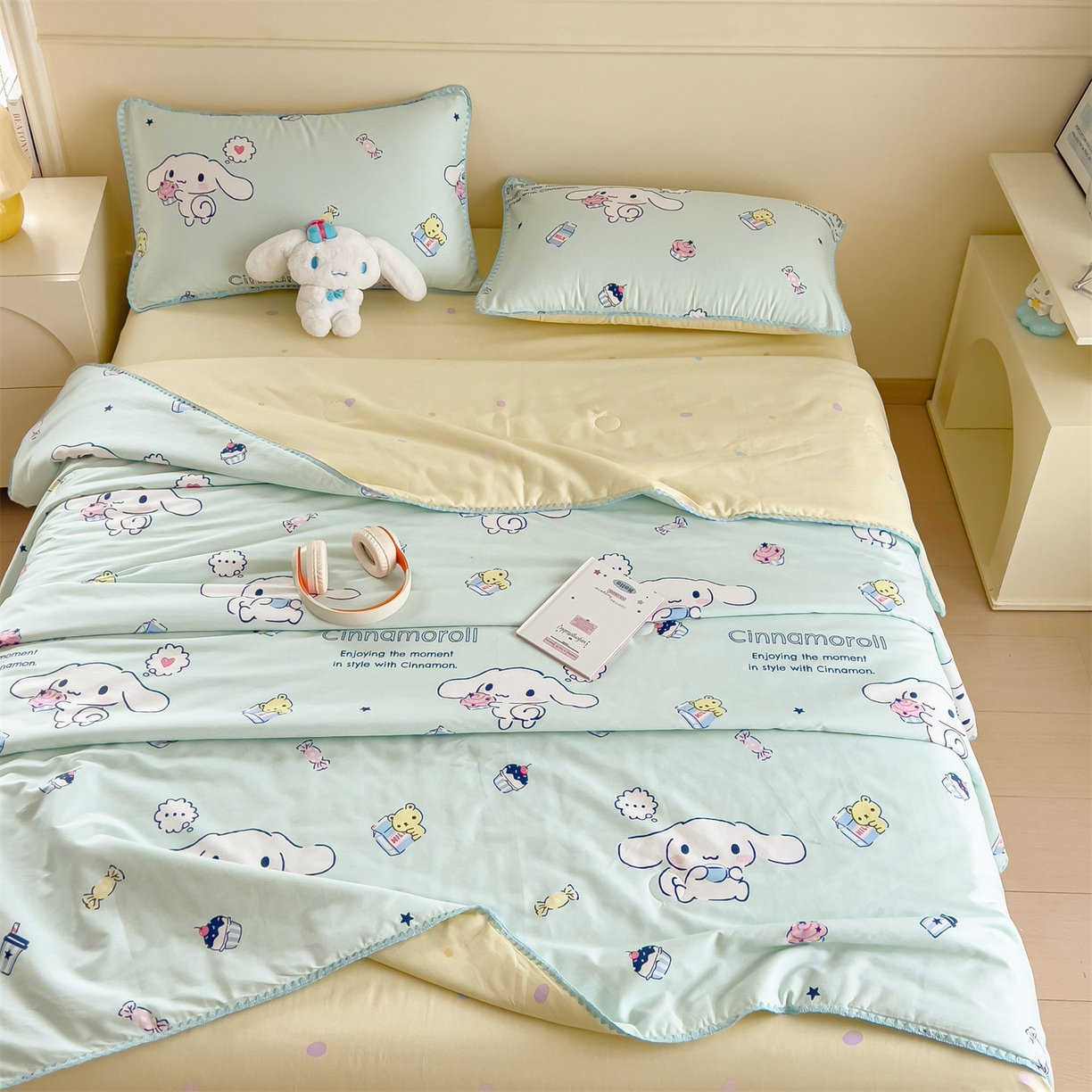 91家纺网 家纺一手货源 找家纺 兄弟坊 2026新款正版授权卡通全棉13370印花夏被夏凉被儿童被 夏被四件套 牛奶玉桂狗