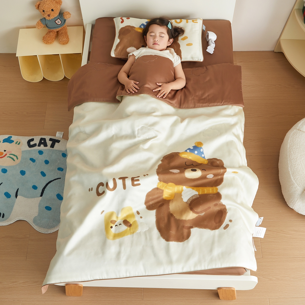 91家纺网 家纺一手货源 找家纺 （总）荷马之梦 2026新款60s兰精天丝原创数码印花山茶花桑蚕丝儿童夏被