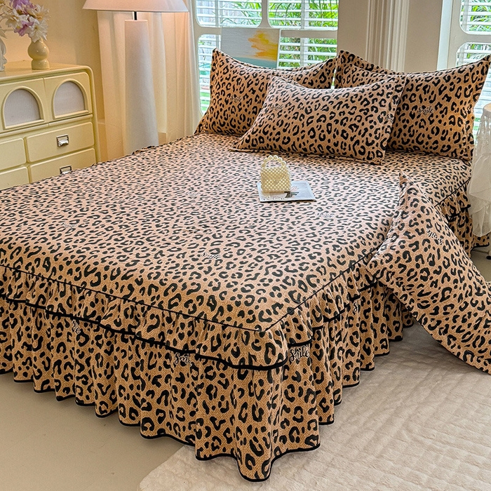 91家纺网 家纺一手货源 找家纺 优家居 2026新款A类水洗棉床裙四件套皱皱纱韩版公主风花边床罩直播爆款外贸定制 豹纹-咖