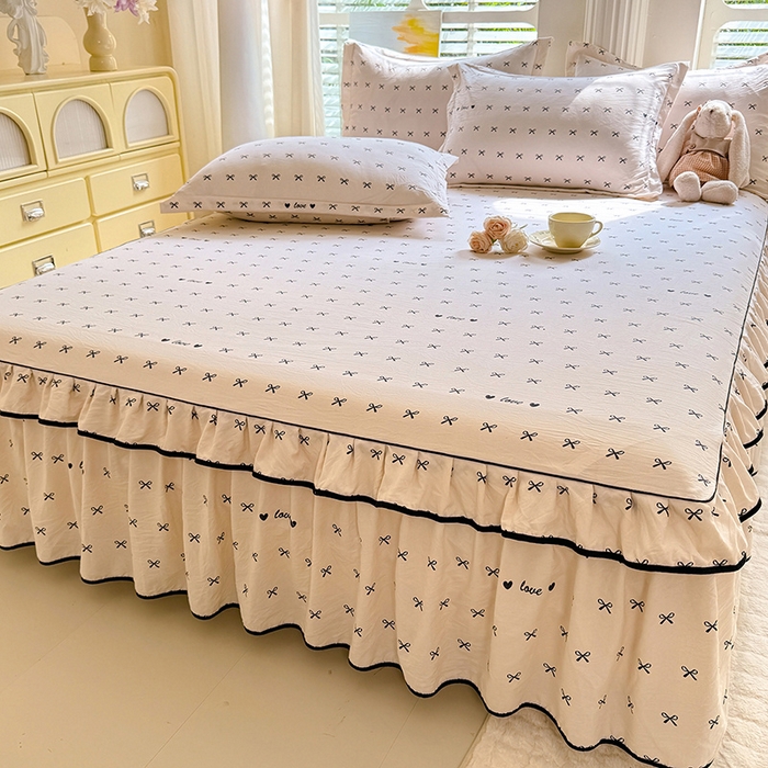 91家纺网 家纺一手货源 找家纺 优家居 2026新款A类水洗棉床裙四件套皱皱纱韩版公主风花边床罩直播爆款外贸定制 爱心蝴蝶结