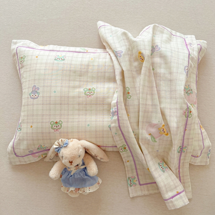 91家纺网 家纺一手货源 找家纺 百寐 2026新款母婴A类双层棉纱枕套婴幼儿卡通宝宝枕套子母信封枕套 快乐伙伴