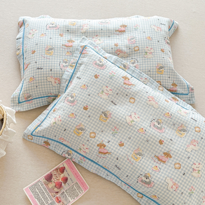 91家纺网 家纺一手货源 找家纺 百寐 2026新款母婴A类双层棉纱枕套婴幼儿卡通宝宝枕套子母信封枕套 蓝格小狗