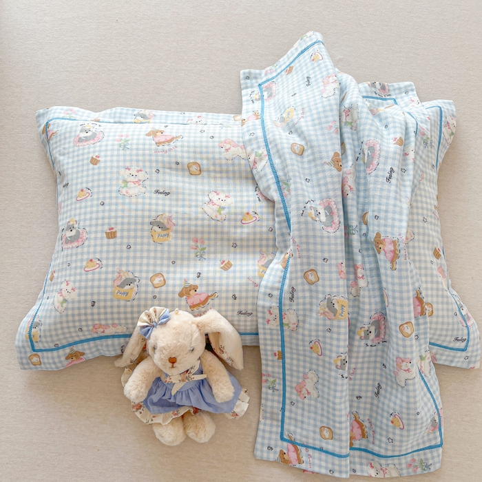 91家纺网 家纺一手货源 找家纺 百寐 2026新款母婴A类双层棉纱枕套婴幼儿卡通宝宝枕套子母信封枕套 蓝格小狗