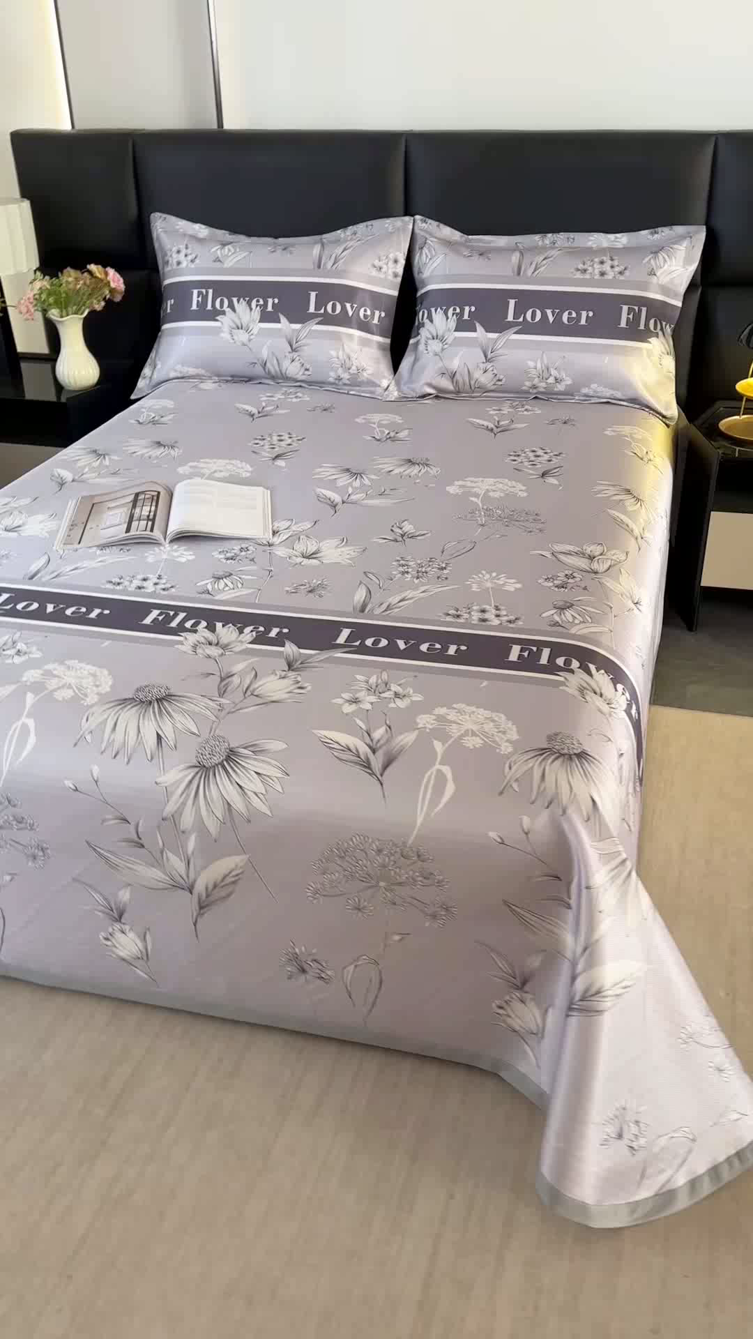 91家纺网 家纺一手货源 找家纺 绒品壹家家纺 2026新款立体数码印花凉感丝冰丝席软凉席席子三件套 花影