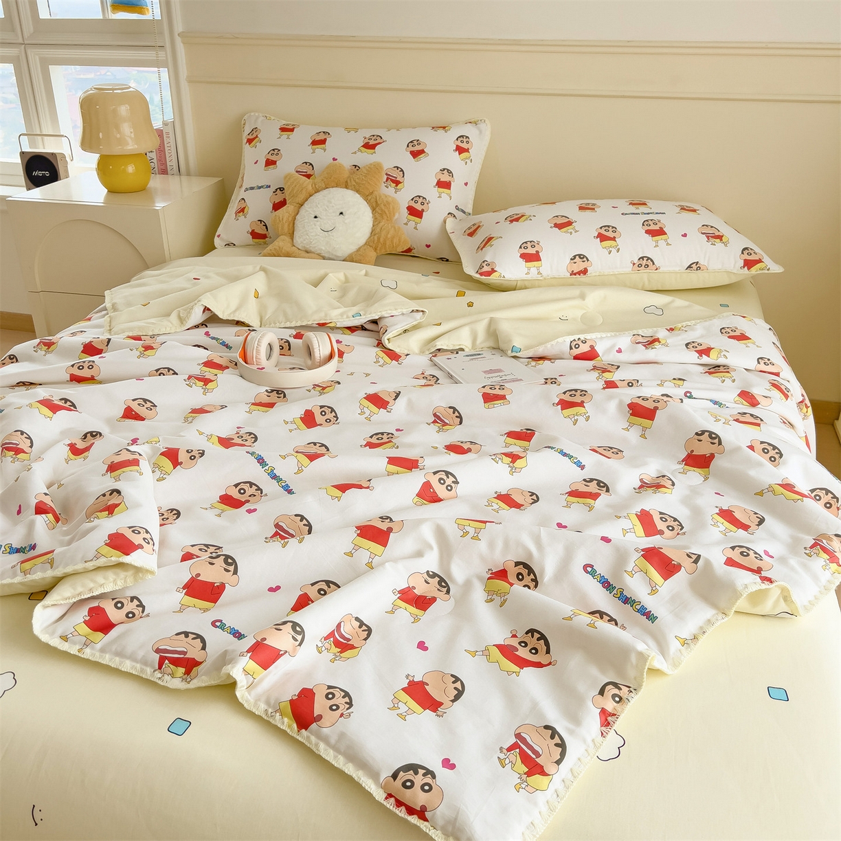 91家纺网 家纺一手货源 找家纺 兄弟坊 2026新款正版授权卡通全棉13370印花夏被夏凉被儿童被 夏被四件套 小新快乐星球