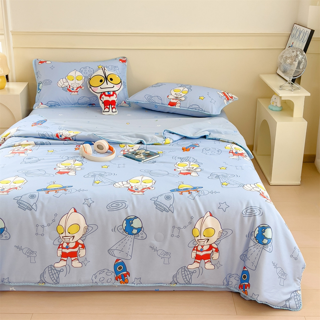 91家纺网 家纺一手货源 找家纺 兄弟坊 2026新款正版授权卡通全棉13370印花夏被夏凉被儿童被 夏被四件套 星舰蓝奥特