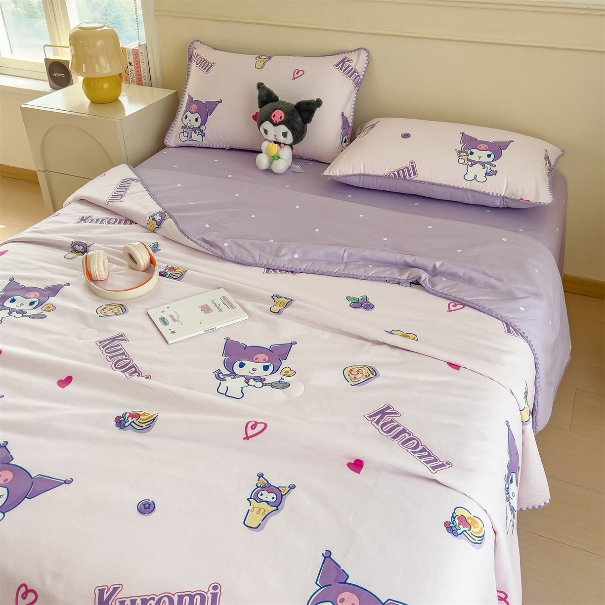 91家纺网 家纺一手货源 找家纺 兄弟坊 2026新款正版授权卡通全棉13370印花夏被夏凉被儿童被 夏被四件套 紫梦库洛米