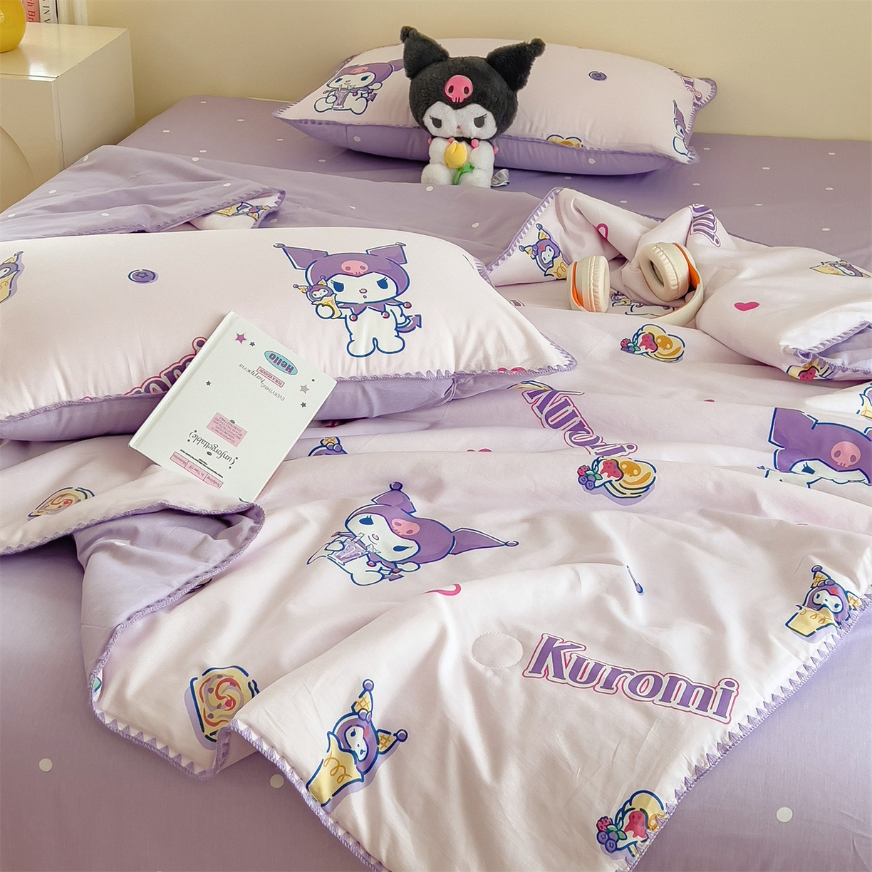 91家纺网 家纺一手货源 找家纺 兄弟坊 2026新款正版授权卡通全棉13370印花夏被夏凉被儿童被 夏被四件套 紫梦库洛米